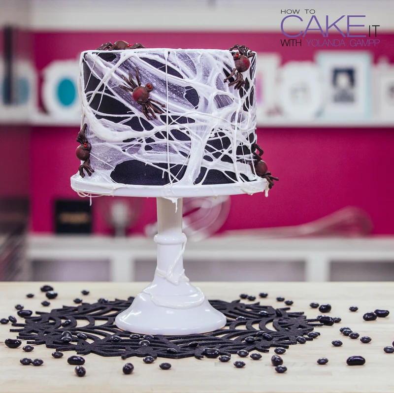 Halloween Marshmallow Cobweb Cake