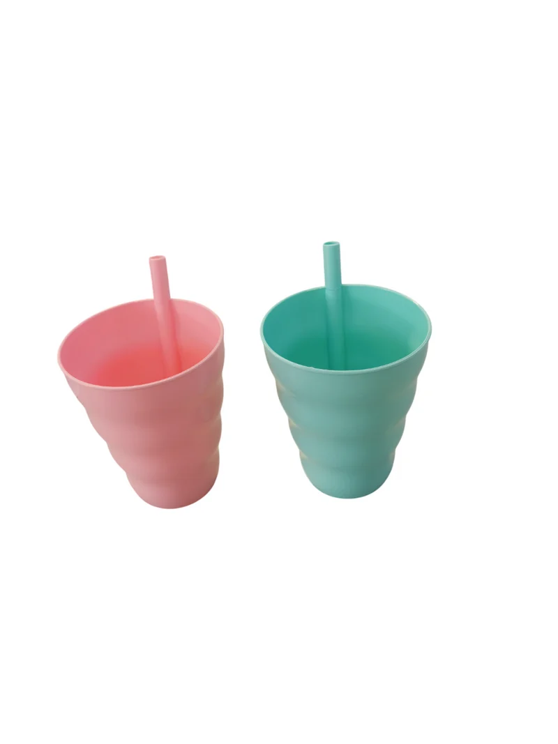 Lustige Trinkbecher mit Strohhalm in Grün / Rosa