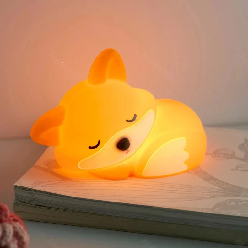 Noční světlo Sleeping Fox